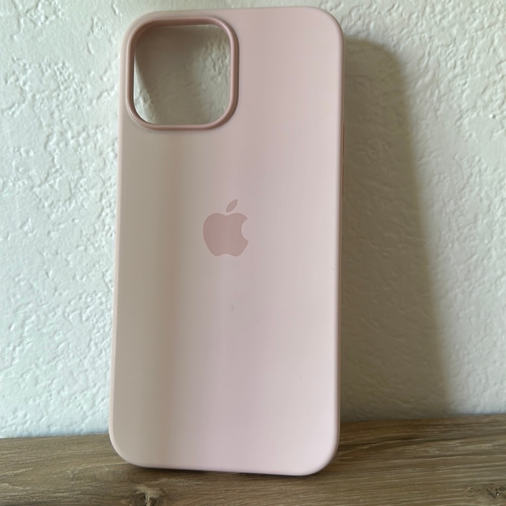 Apple Original IPhone 13 Pro Max Silicone Case with MagSafe.